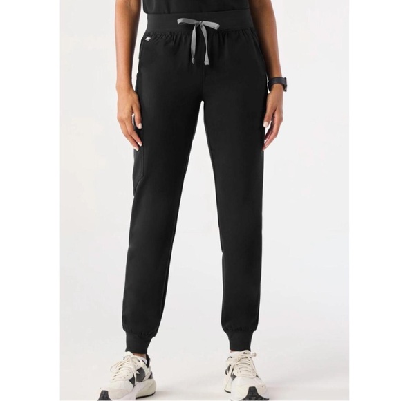 Figs Women Size M Black Technical Collection Scrub Pants - Picture 1 of 5